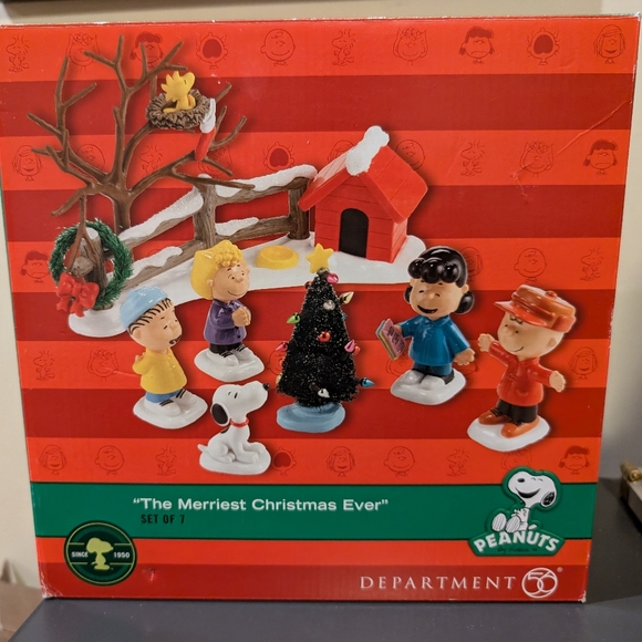 The Merriest Christmas Ever Set of 7 Peanuts figurines